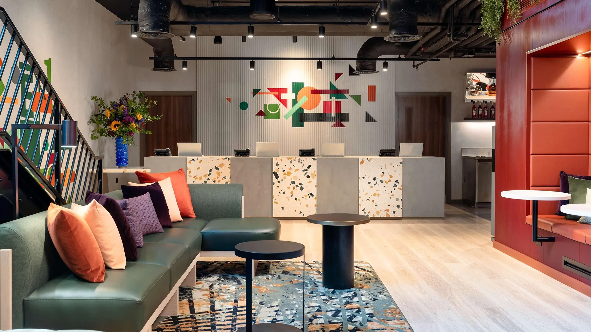 Hyatt Place London City East Hotel 4*,